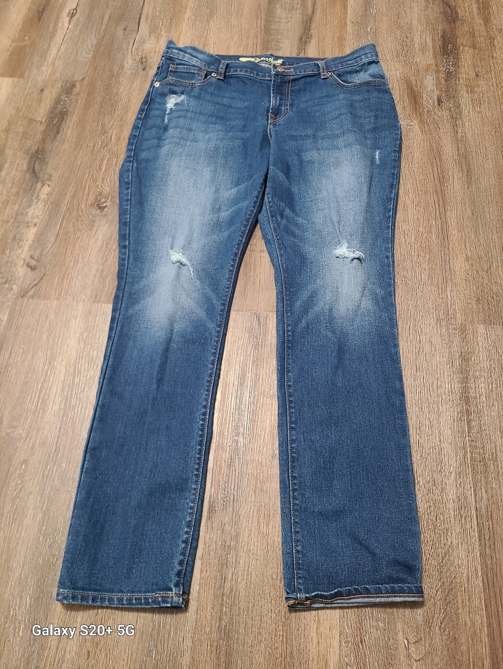 Womens Old Navy the Sweetheart Blue Jeans size 12 Medium Wash Regular Fit